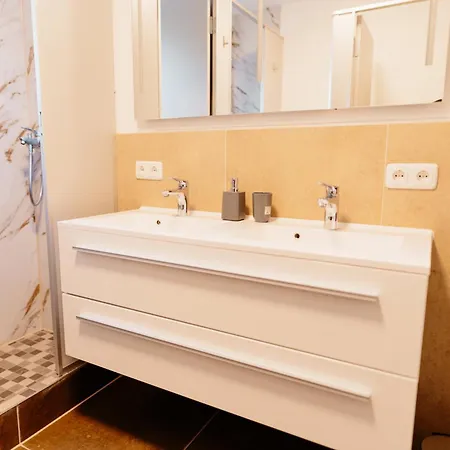 Beta Luxury Augsburgo